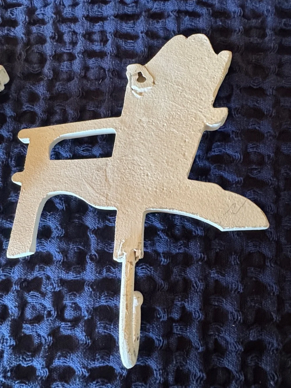 Set of 3 Large Decorative White Metal Wall Hooks beach chair